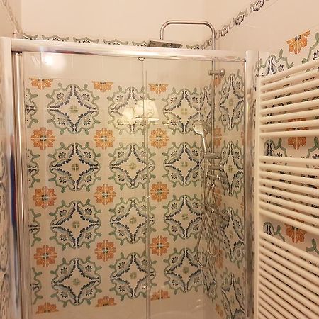 Relais Carlo V - Palazzo Storico Bed & Breakfast Gallipoli Dış mekan fotoğraf