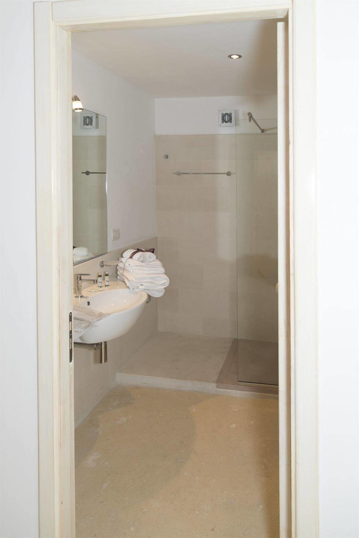 Relais Carlo V - Palazzo Storico Bed & Breakfast Gallipoli Dış mekan fotoğraf